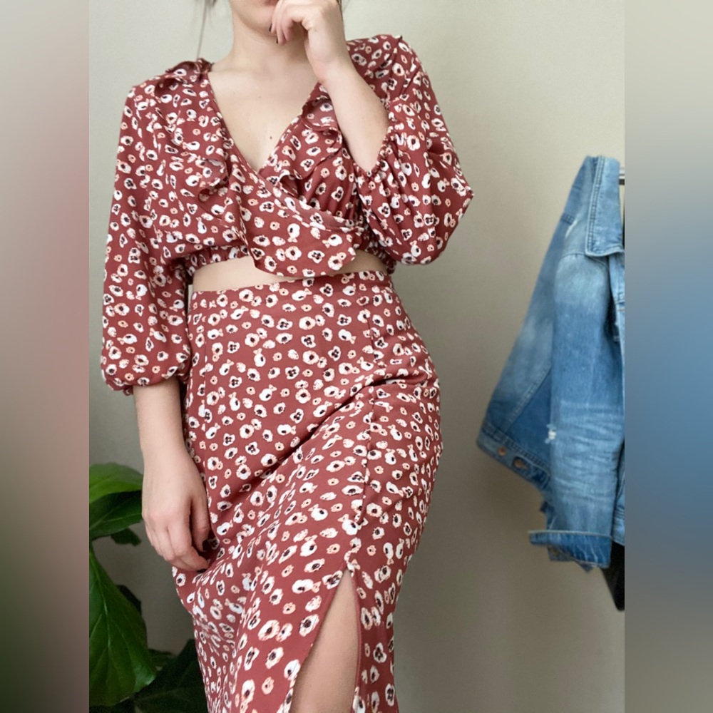 Floral Maeve Two-Piece Set - Picture 3 of 5